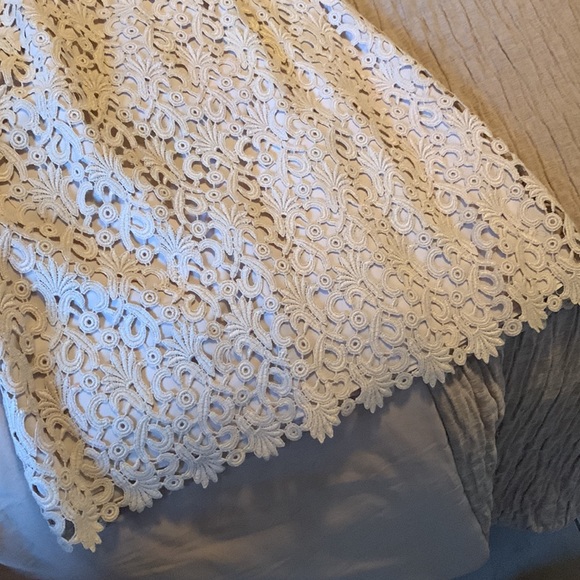 CHETTA B LACE DRESS size 4 - Picture 4 of 9